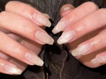 ナイン ネイル(nine nail)の写真/シンプルな中にもこだわりがギュッと詰まったニュアンスネイルが人気◎一味違うデザインがきっと気に入る♪