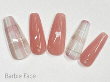 バービーフェイス 恵比寿(Barbie Face)/ほんのりチェック柄