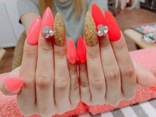 ネイルサロン ティプレシャス(T Precious)/夏のキラキラネイル☆