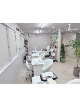 仕事帰り・早朝OKのサロン