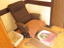 フットサロンアーチ 新小岩/施術の前はしっかり足浴