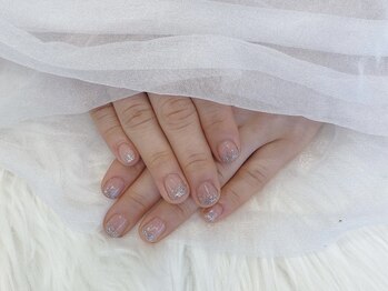 リンドネイル バイ モカ アンド ララ(Lind nail by moca and LaLa)/ラメグラデーション