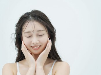 ブランピュール 宇治店(Blanc pur)の写真/【シミケア特化｜最新の光フォト導入！】シミケア・ハリツヤ・リフトアップを同時に叶える最新美容を体感♪