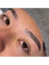 アイグラッド(eyeglad)/メンズアイブロウ