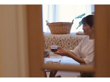 リラクゼーションの森の雰囲気（お迎えからお見送りまで、心を込めておもてなしいたします）