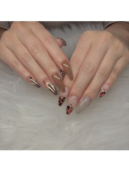 ルアナ(Luana)/▼バレンタインネイル