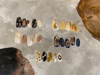 ラジット(L'AJITTO)の写真/人気のニュアンスデザインが豊富◇毎月のデザインのお悩みも解決◎美爪を保ちフォルムも洗練されたネイルへ