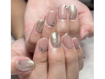 ヘアーアンドネイル ルシア(Hair&Nail Lucia)/シンプル×マグネットネイル♪