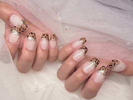 ヒョウ柄ネイル