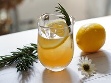ワイズオーガニック 北千住店(Y's organic)の雰囲気（自家製オーガニックレモネードできました！施術後に◎［北千住］）