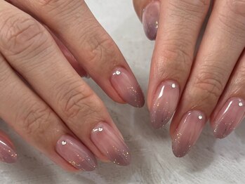 サン(sun)の写真/シンプル&上品派の方でも指先が映える仕上がり♪美フォルムで指先を綺麗に見せたい方にもオススメ◎