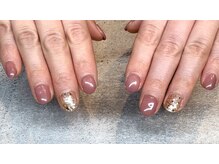 マイネイル(my nail)/ワンカラーにポイントラメ♪
