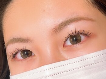 ネイルアイサロンアンドスクール リッカ(Lycka)/人気の韓国風☆束感まつげパーマ