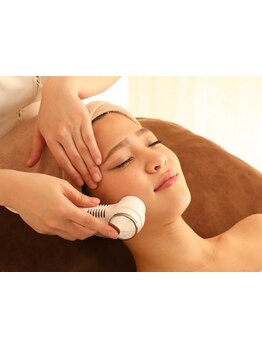 ホウレイ線・たるみ改善！予防ケア