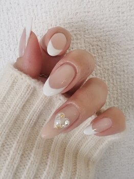 ネイルサロン リーチェ(Riche)の写真/【魅せる指先を作るネイルサロン】キレイなフォルムを意識したシンプルな大人女性向けデザインをご提供！