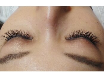 アンジュ/まつげエクステ付け放題