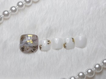 グロス バイ カオ 関内 馬車道(gloss by KAO)/ニュアンスフットネイル