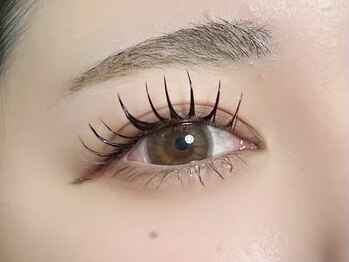 リリ 香椎店(ReRe)の写真/〈持続力◎！〉ダブルフラットラッシュで自まつげが少ない方もボリュームのある目元に☆