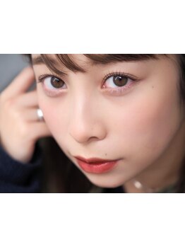 ナチュラル上品な目元にしたい