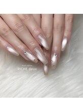 リッシュ ドゥ(RICHE deux)/ちゅるん水光マグネットネイル♪