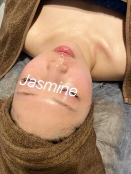 ジャスミン(Jasmine)の写真/黒ずみや毛穴の開きを改善！お肌の奥から綺麗に♪毛穴ケアですっぴんにも自信が持てる、つるすべ肌に☆