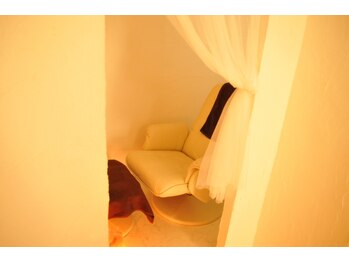 リラクゼーションサロン はぴねす 近鉄奈良店/フット施術ルーム