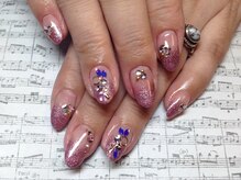 ラウト デコレーションアンドネイルサロン(Lauto Decoration&Nail Salon)/ラメグラネイル