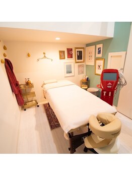 スピラーレ(SPIRALE)/ROOM　Tiffany