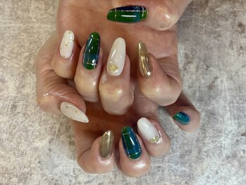 ガーデン ヘア&エステ&ネイル Garden/チェックネイルグリーン