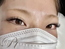 ペティアン エトワール アイラッシュアンドネイル(PETILLANT etoile)/４Dボリュームラッシュ