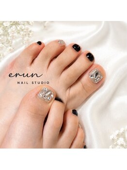 エルンネイル(erun_nail)の写真/《足元のおしゃれで気分を上げていきましょう！》普段ハンドネイルができない方にもおすすめ◎