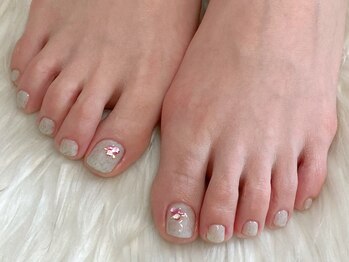 ネイルズ アヴァンティ(Nails Avanti)/定額フットジェル親指アート付