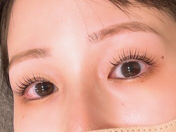 ネイルアイサロンアンドスクール リッカ(Lycka)/人気の韓国風☆束感まつげパーマ