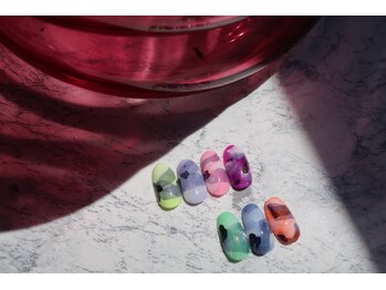 ペントハウス(Penthouse)/カラーベースでインクアート