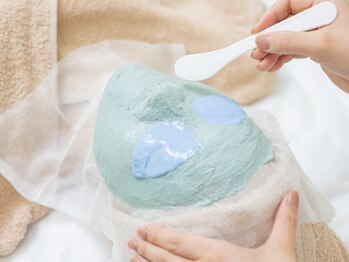 サンビ(SANBI)の写真/顔の左右差・輪郭の黄金比形成★脂肪分解成分でフェイスラインの二重アゴ撃退!自信がつく正面顔・横顔に♪