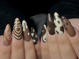 ミルクチョコレートネイル