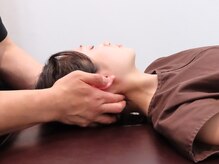 整体の狸堂【深層筋膜リリース・もみほぐし・首肩こり・腰痛】三田/田町/赤羽橋の雰囲気(隙間時間に行きやすい20分コースからご用意!)