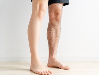 ディースタイル 北谷店(Dstyle)の写真/脚脱毛で差がつく夏！半ズボンが似合う男へ。今から始めるメンズ脱毛で清潔感をしっかり手に入れる