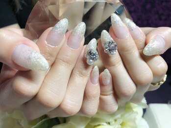 マリカ ネイルサロンアンドスクール(Malika)/