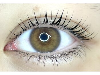 エリーザベル(Elisa Bell)/パリジェンヌラッシュリフト