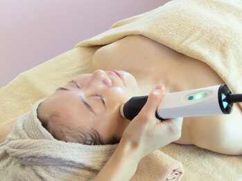 アイビー 二子玉川店(IB)の写真/ジェネオプラスで、しみ・しわ改善！加齢によるお悩みを解消しハリのあるツヤ肌に♪長年のお悩みも改善！