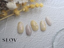 スローブ(SLOV)の雰囲気（トレンド感のあるニュアンス系のデザインも多数ご用意。）