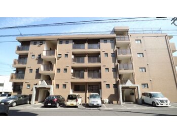 リラクゼーションサロン カネサチ/マンション外観