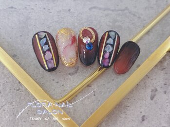 フローラネイルサロン/