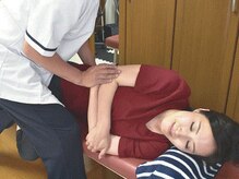 かいろの家 一手/【施術風景　背中・肩】