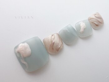 ヴィヴィアン ネイル(Vivian nail)/ニュアンス　ゴールド