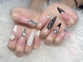 持ち込みデザイン◎つけ放題