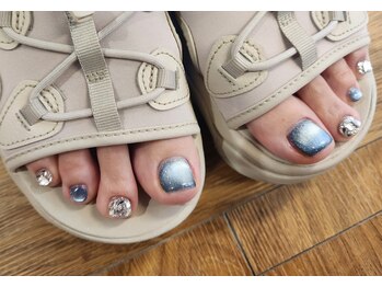 ファースト 博多バスターミナル店(FIRST)/