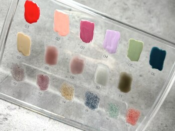 イデアル(Ideal)/●人気の17色の中から選べる