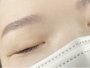 チェスナッツ 銀座(CHESTNUTS Nail&Eyelash)の写真/【美眉アイブロウWAX（眉メイク込）¥5000】フリーハンドで似合わせ眉毛♪パリジェンヌ×アイブロウのSET有